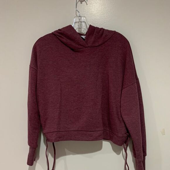 BB Dakota Hoodie Sweater new without Tag - Picture 1 of 5
